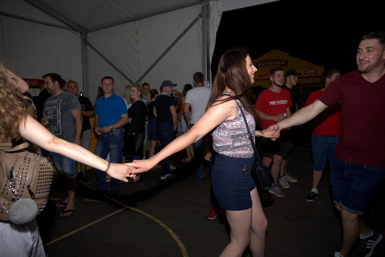 Mejaši rasplesali brojnu publiku u Palovcu