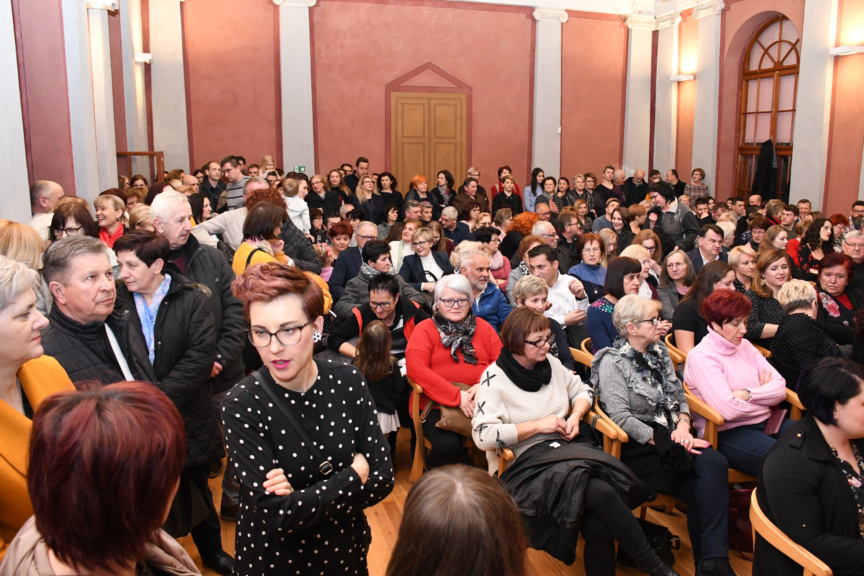 FOTO Članice Ženske vokalne skupine ‘Pučpuljike’ nastupom u Čakovcu oduševile mnogobrojnu publiku