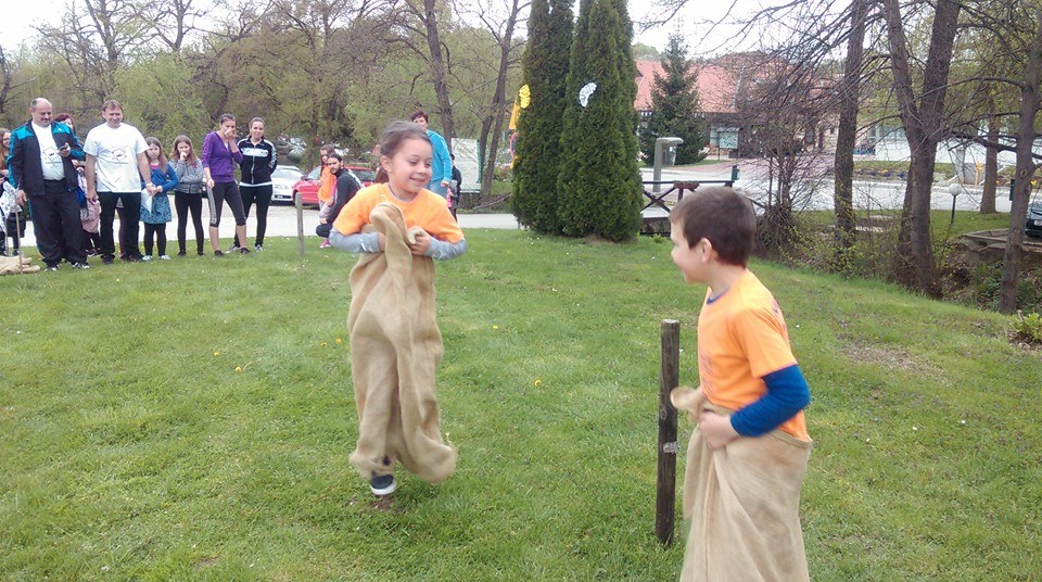 1298542185496945796497313313965