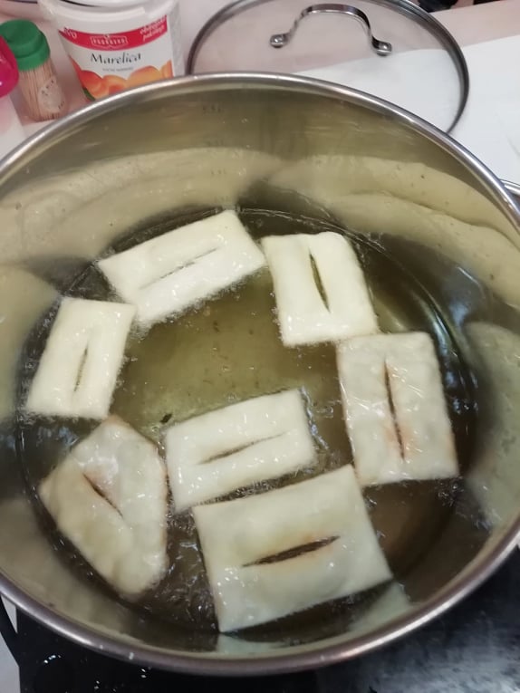 Udruga oboljelih od celijakije pripremala fašničke delicije u Strahonincu