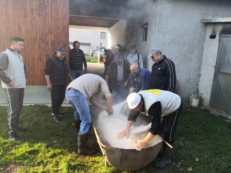 Radna i kulinarska subota u MNK Vidovski zlatari iz Donjeg Vidovca