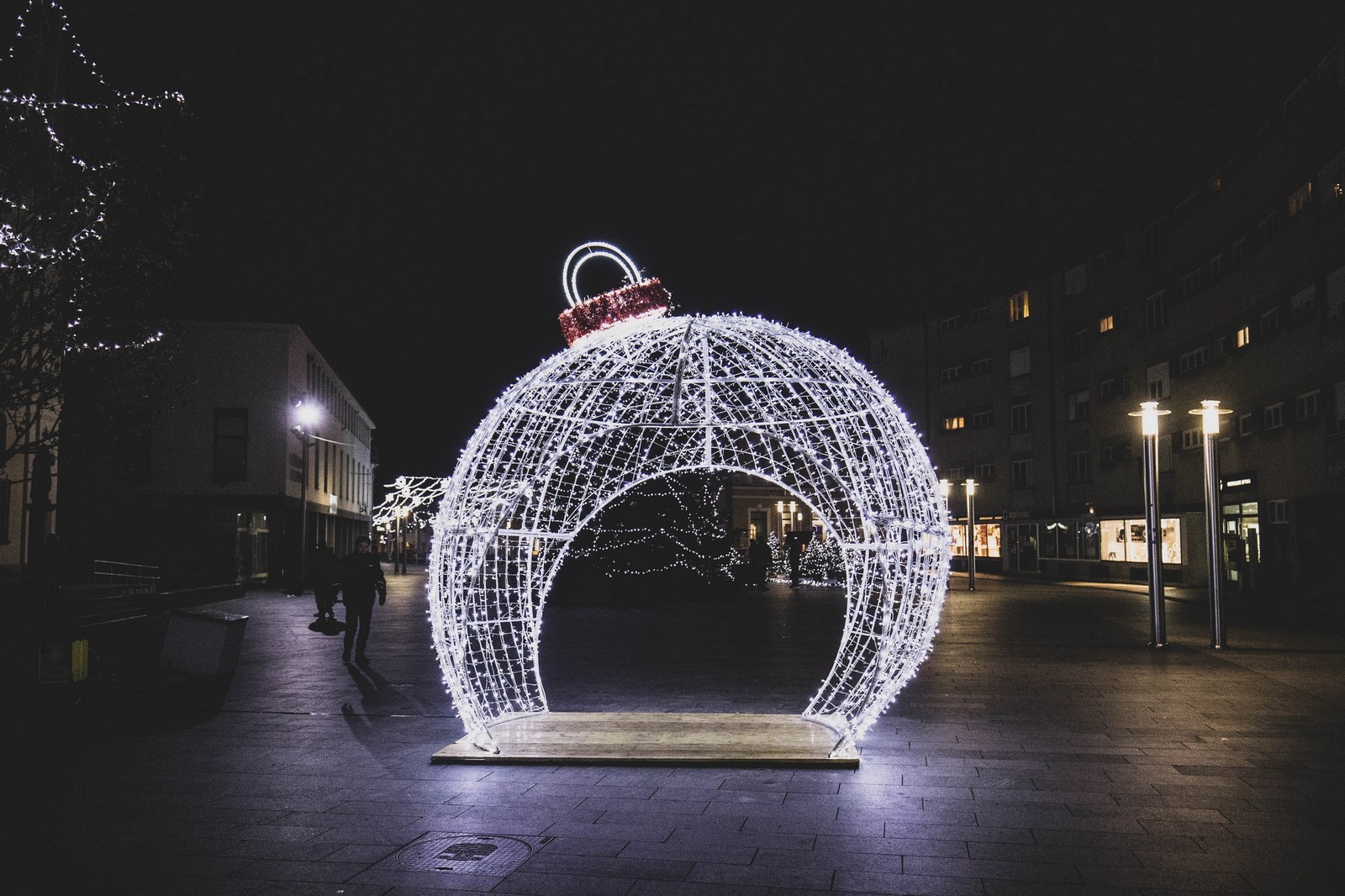 OVO JE PREKRASNO Božićno uređenje u centru Čakovca će vas oduševiti