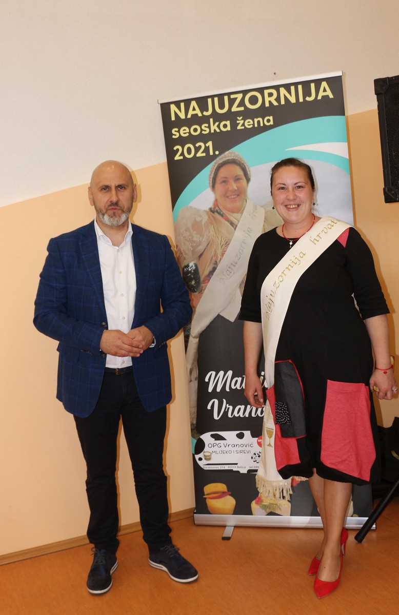 Domjenak zahvale Mateje Vranović, najuzornije hrvatske seoske žene za 2021. godinu