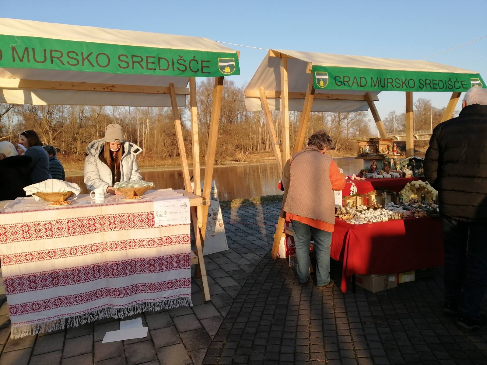 FOTO Za kraj posljednjeg vikenda Adventa u gradu rudara održan i Božićni sajam i koncert Žige