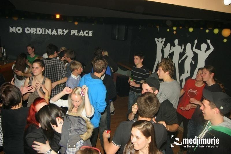 slika0043 Arcus (Subota, 5.5.2012) slika0043 Arcus (Subota, 5.5.2012)