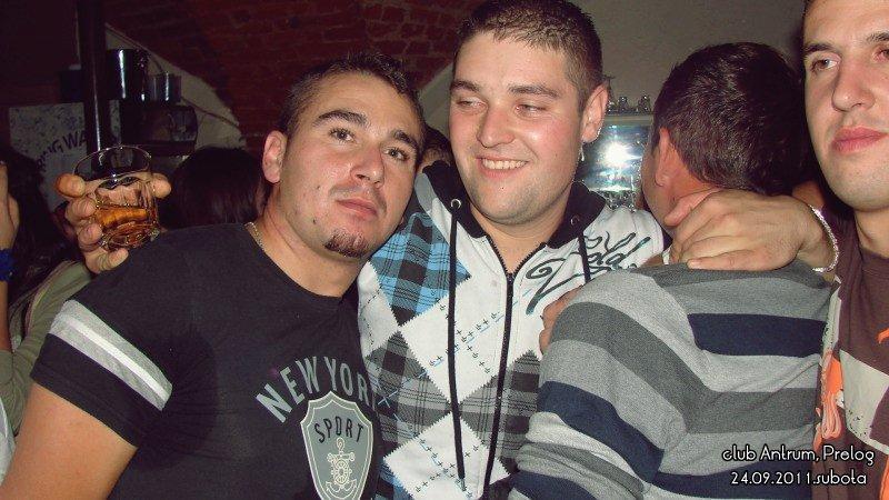 DSC04657 Antrum (Petak i subota, 23. i 24.9.2011)