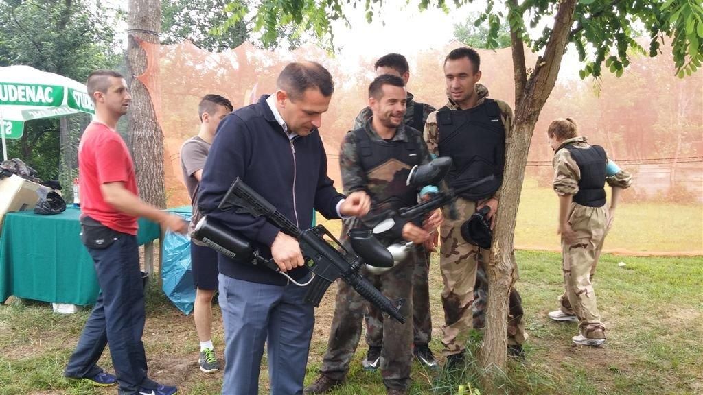 hnsdruz072016c215891