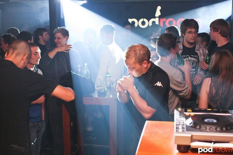 slika0003 Podroom (Subota, 6.10.2012 – MTV Hits Night – DJ Nixou)