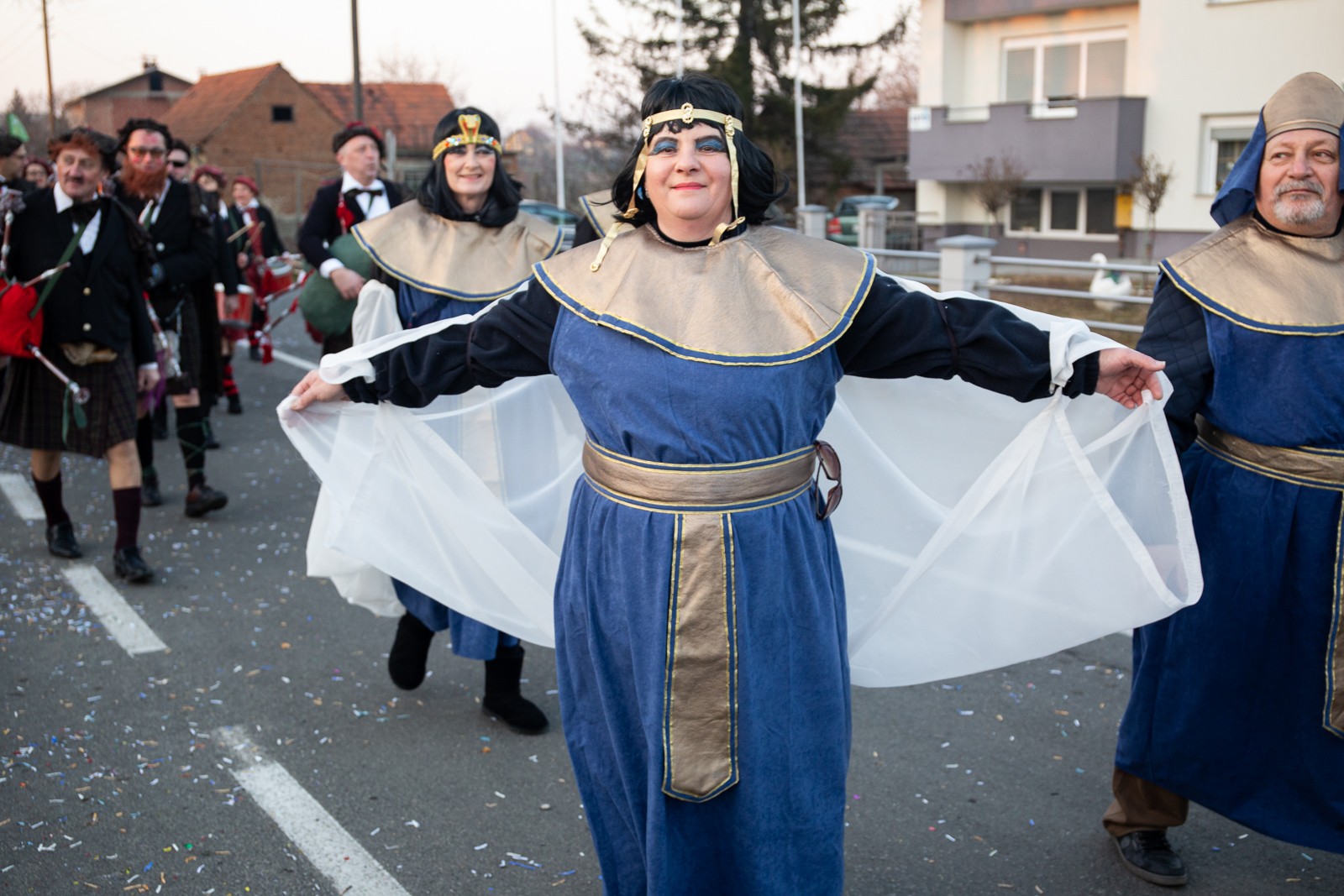 DOMIŠLJATE MAŠKARE U ZASADBREGU Bolničari, vještice, Škoti…