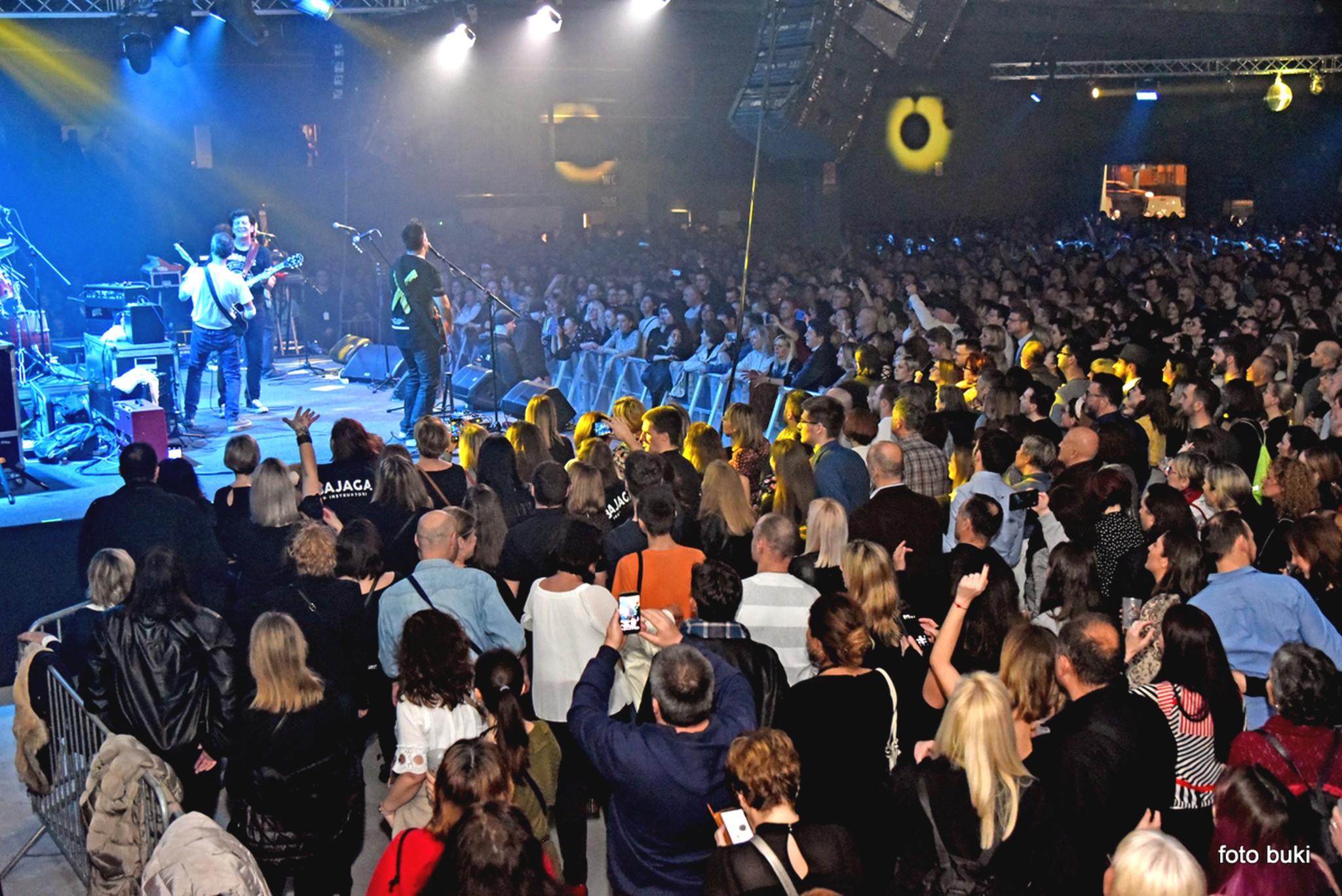 Koncert Bajage & Instruktora u rasprodanoj Hali Zagreb