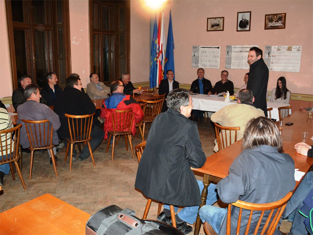 puhskup042015f211497