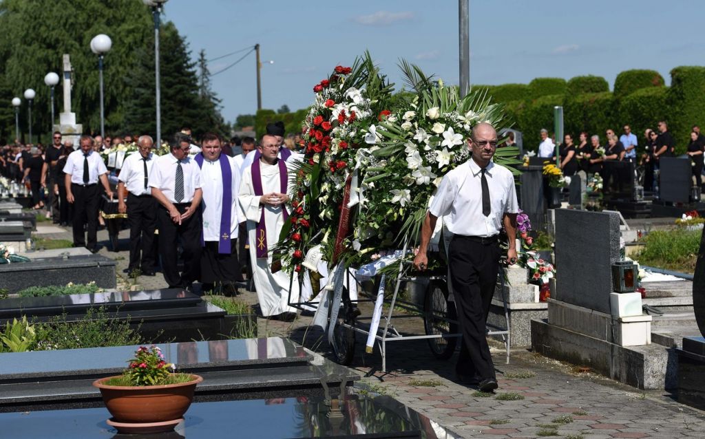 581684a19da65c006029756ab39eb33