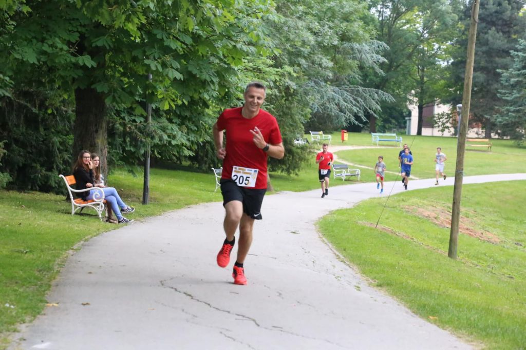 3350839310215114571354625562813