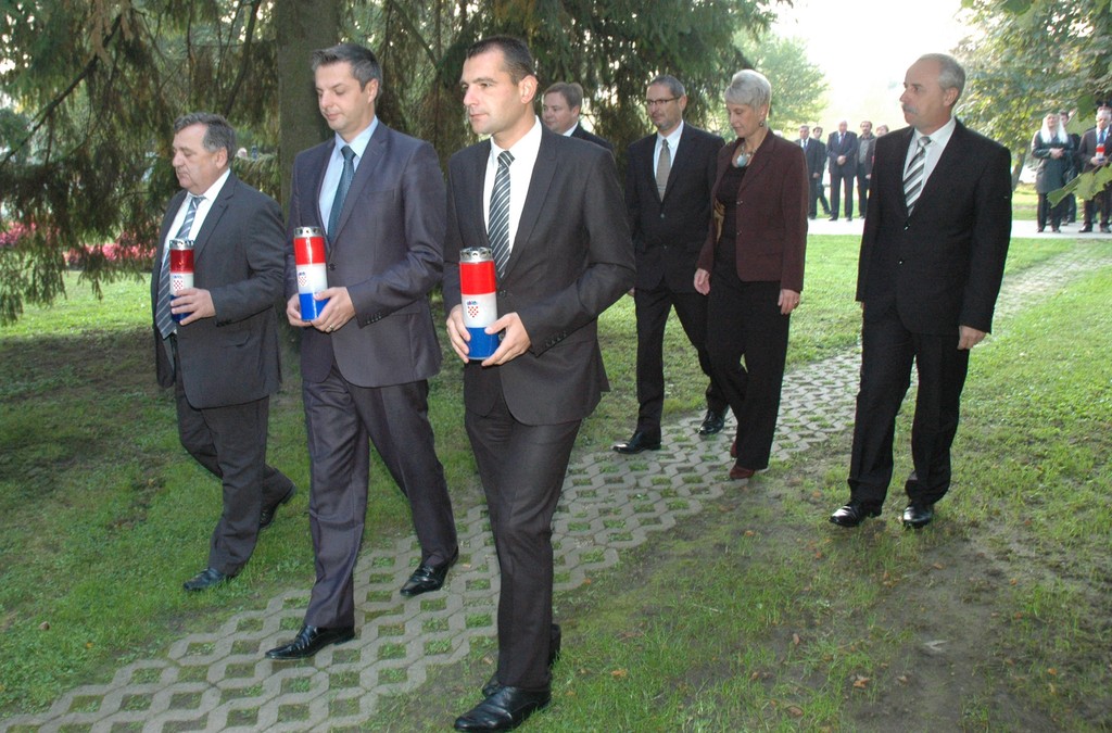 danneovisnosti3347967