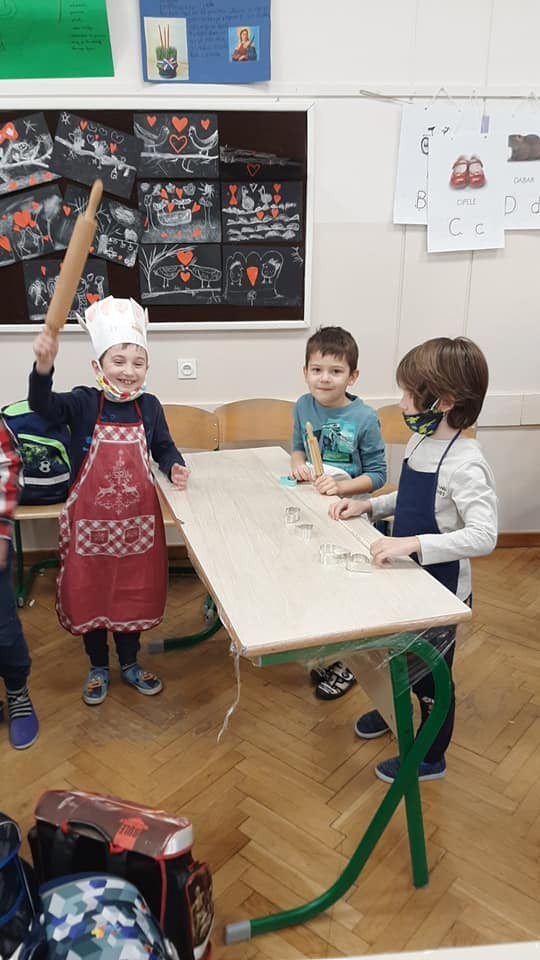 FOTO Ftičeki su se ženili v OŠ Strahoninec!