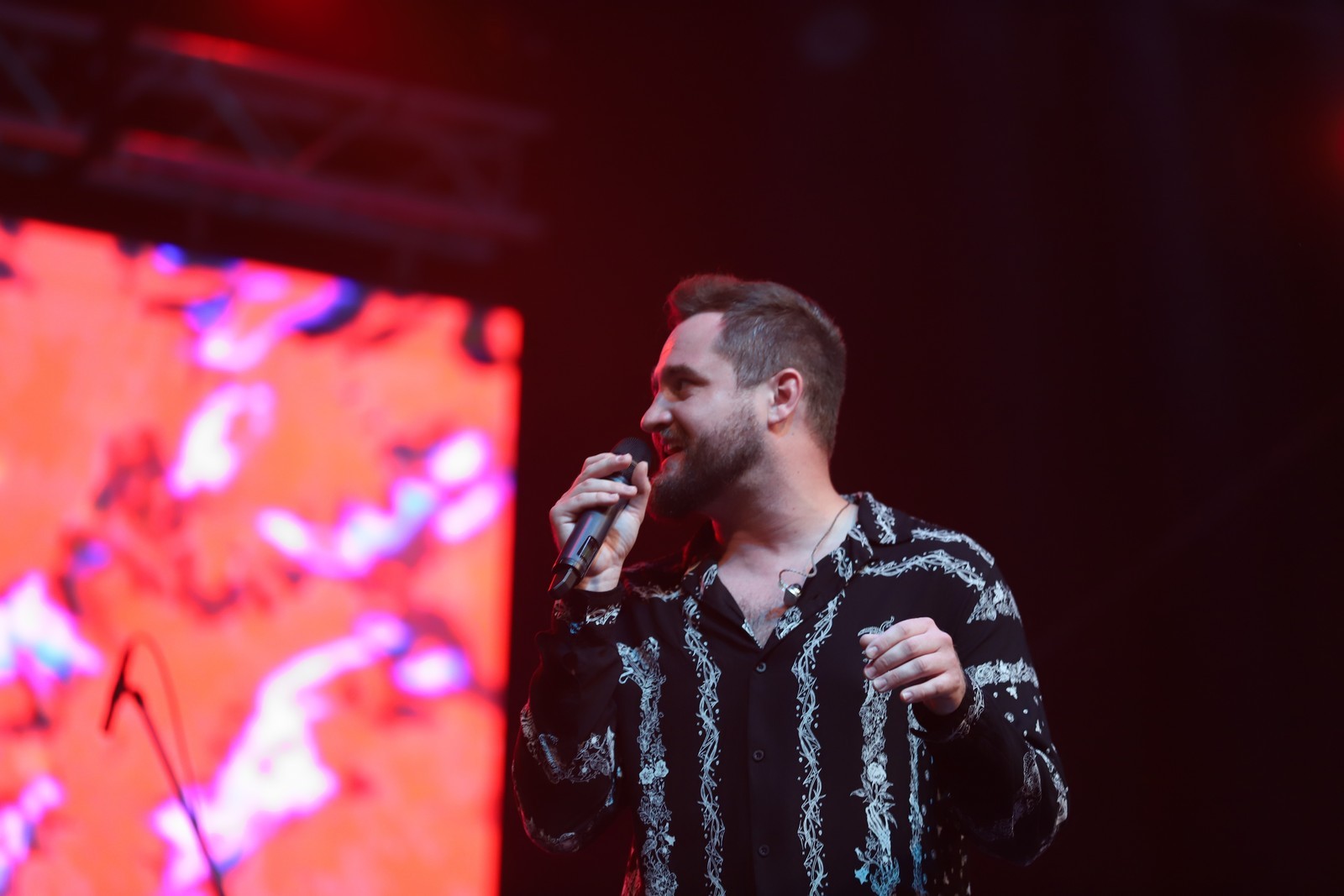 Mladi glazbenik i kantautor Matija Cvek raznježio i oduševio publiku u Čakovcu