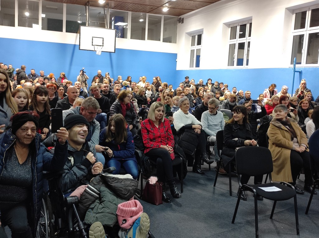 Prvi Božićni sajam u Pribislavcu naišao na odličan odaziv