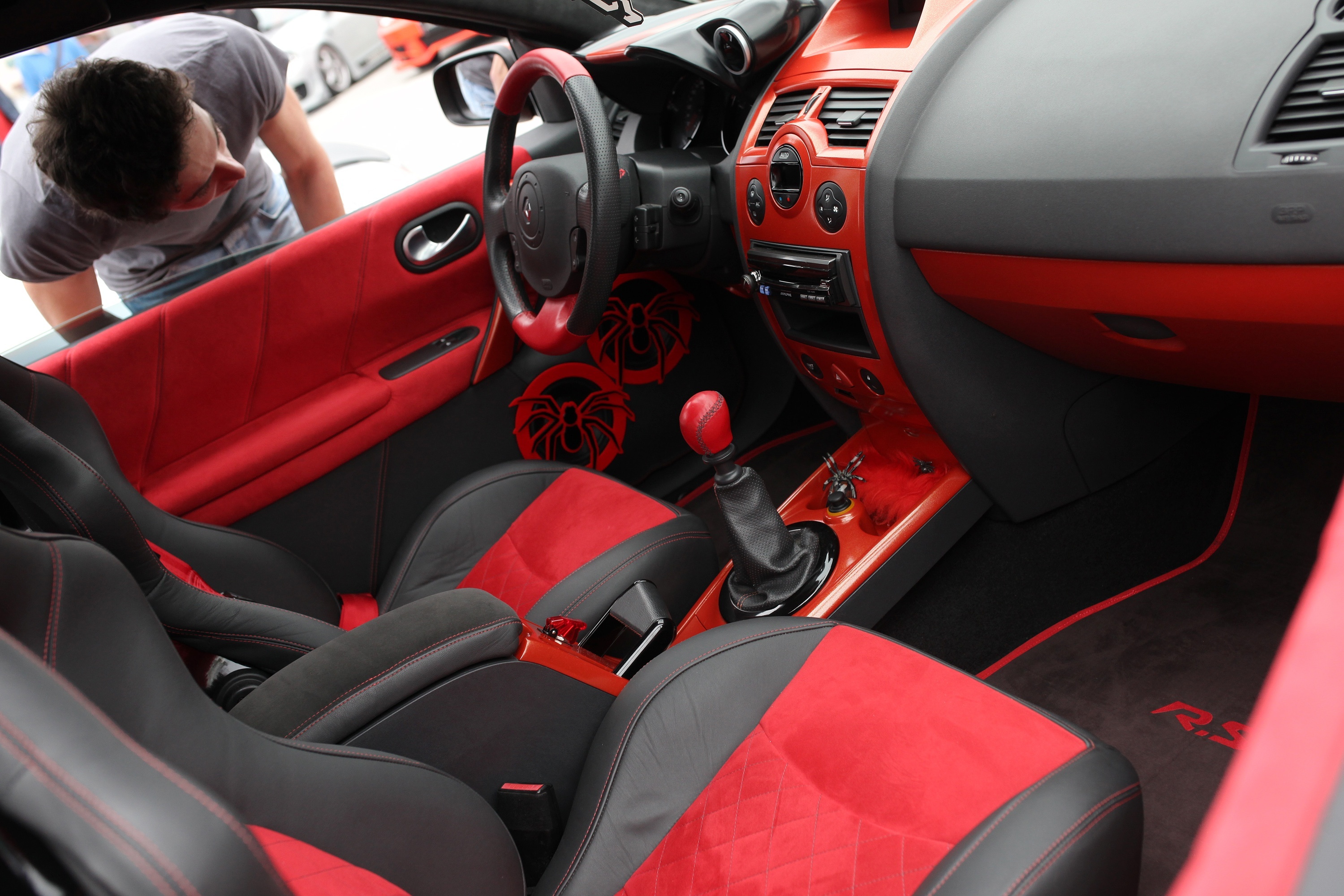 bestofshowrenaultmegane2864853