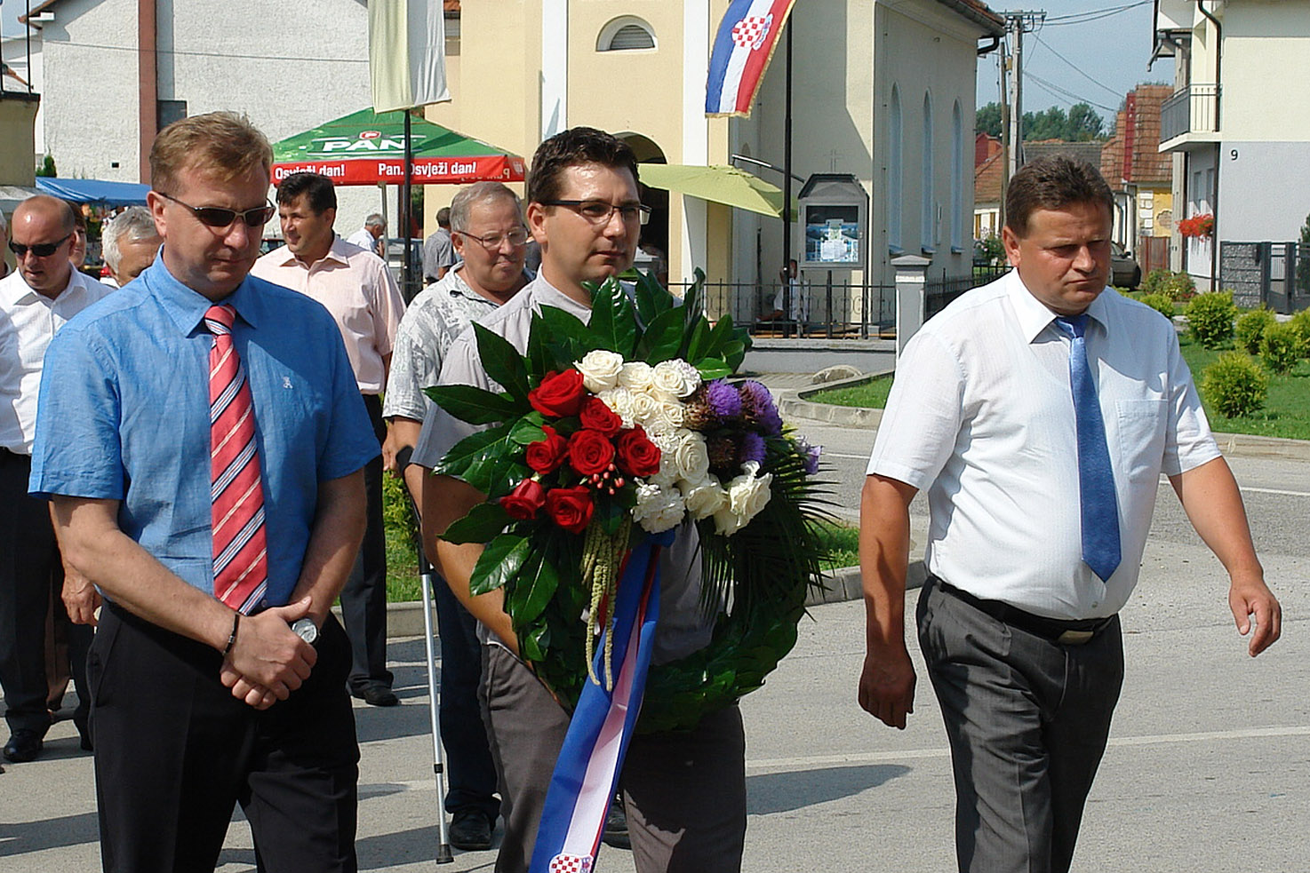 24899457oporovec01844928