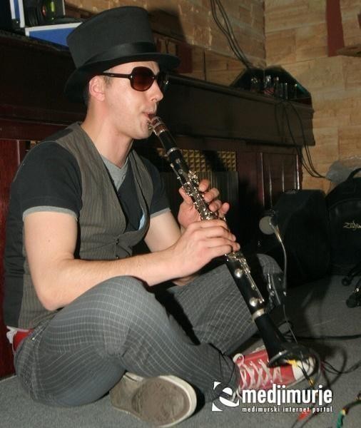 slika0023