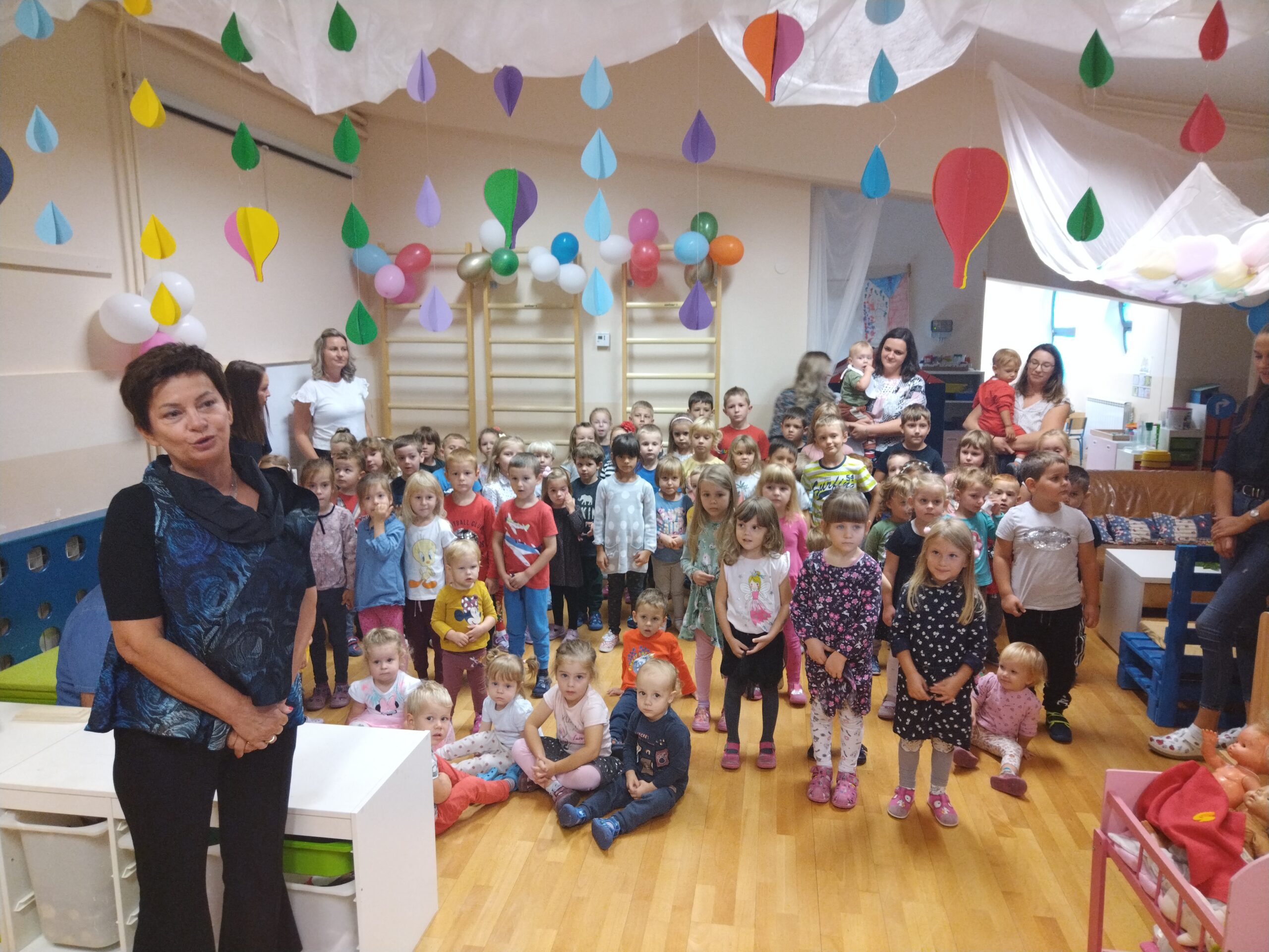 Mališani iz vrtića ‘Pčelice’ Ivanovec veselo proslavili 40. obljetnicu svog vrtića