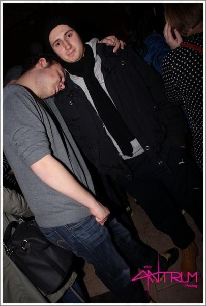 slika0031 Antrum (Petak, 15.2.2013 – Zodiac band) slika0031 Antrum (Petak, 15.2.2013 – Zodiac band)