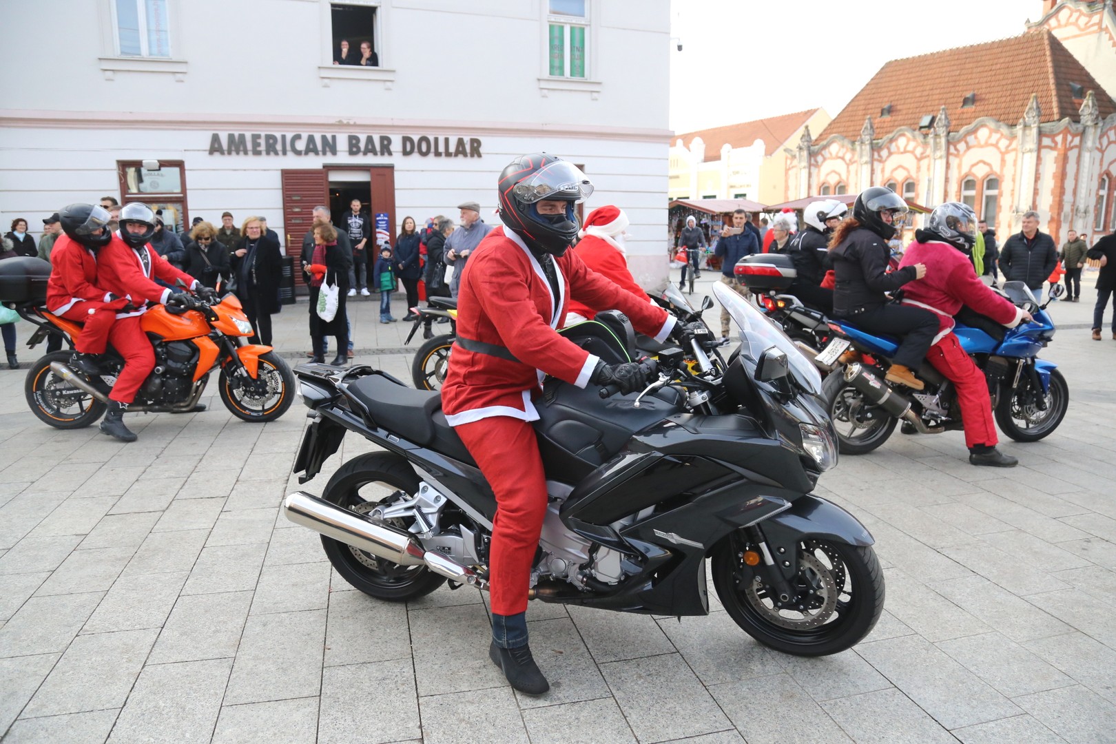 Moto mrazovi okupirali Čakovec