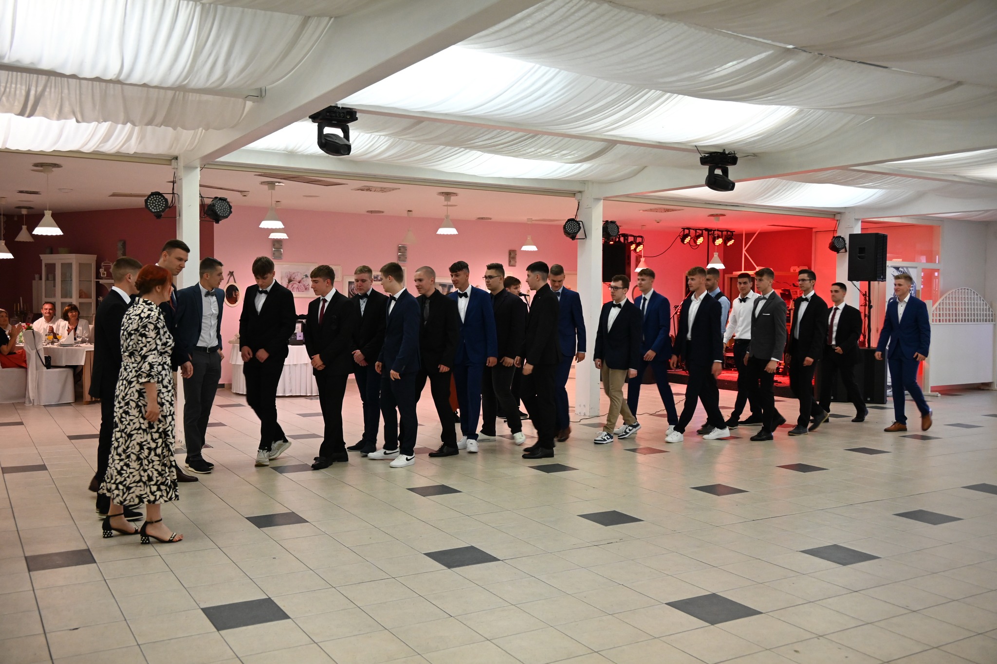 BILO JE NEZABORAVNO Maturalna večer učenika Tehničke škole Čakovec