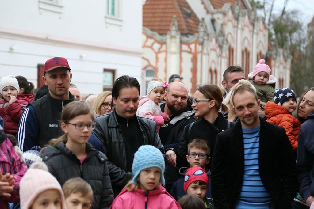 2988385910214694489652845843572