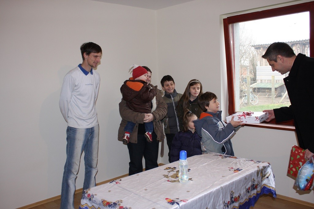 img8848294505