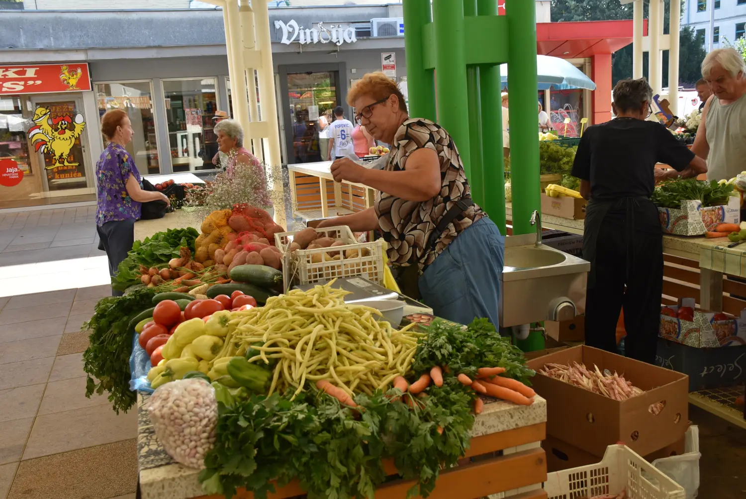 čakovečka tržnica 12.7.2024 (9) čakovečka tržnica 12.7.2024 (9)