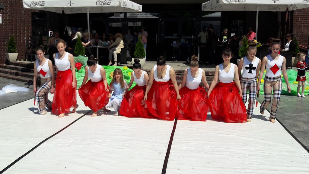 20160521112635857495