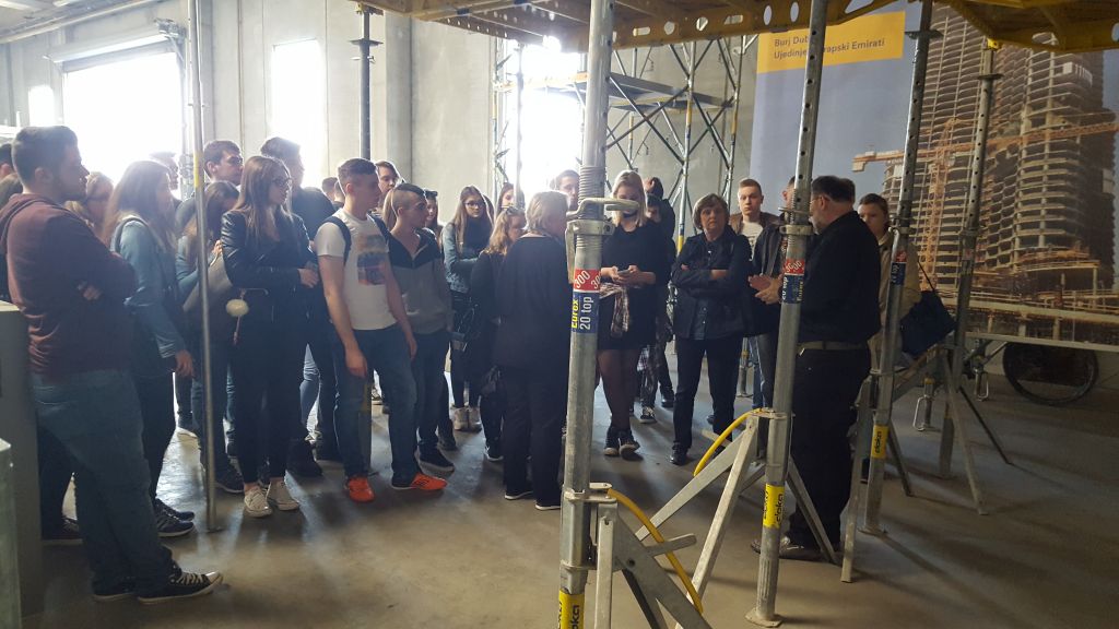 20170324094314374506