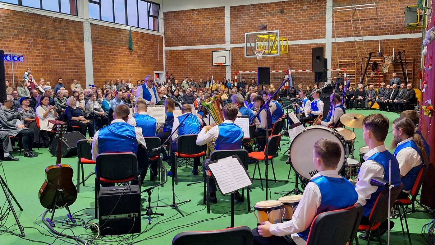 Koncert puhačkog orkestra Donja Dubrava
