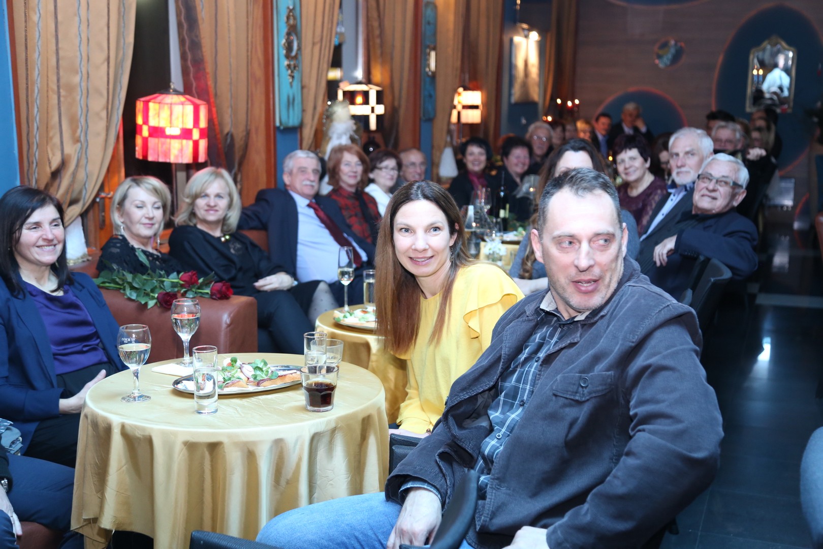 Legendarni Stjepan Jimmy Stanić u Gradskoj kavani Čakovec povodom Dana žena