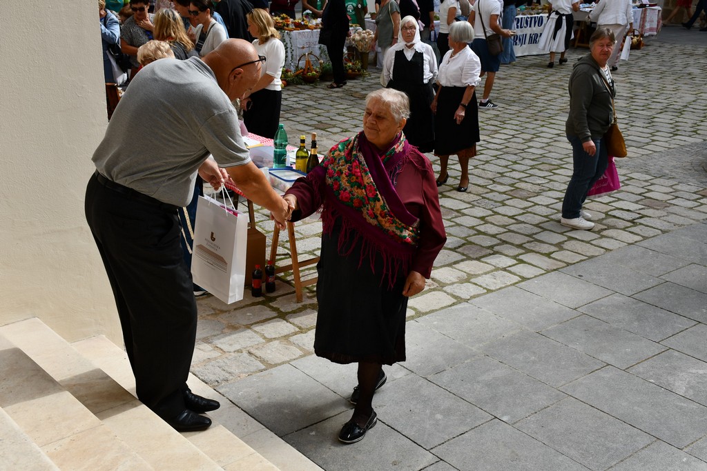 ‘BAKINI KOLAČI’ Najbolji kolač s jabukama pripremila je Natalija Munđar iz Križovca