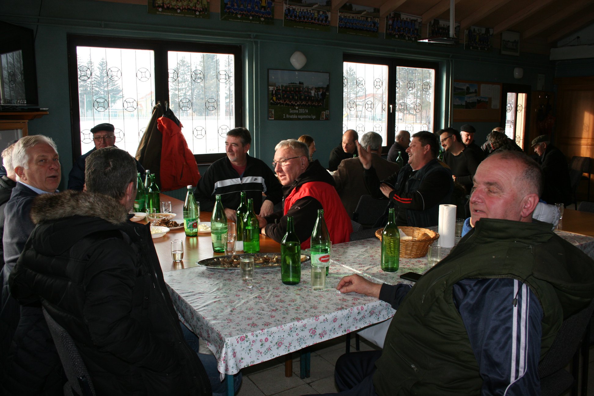 Tradicijsko kolinje okupilo brojne članove kotoripskog Graničara uoči početka priprema