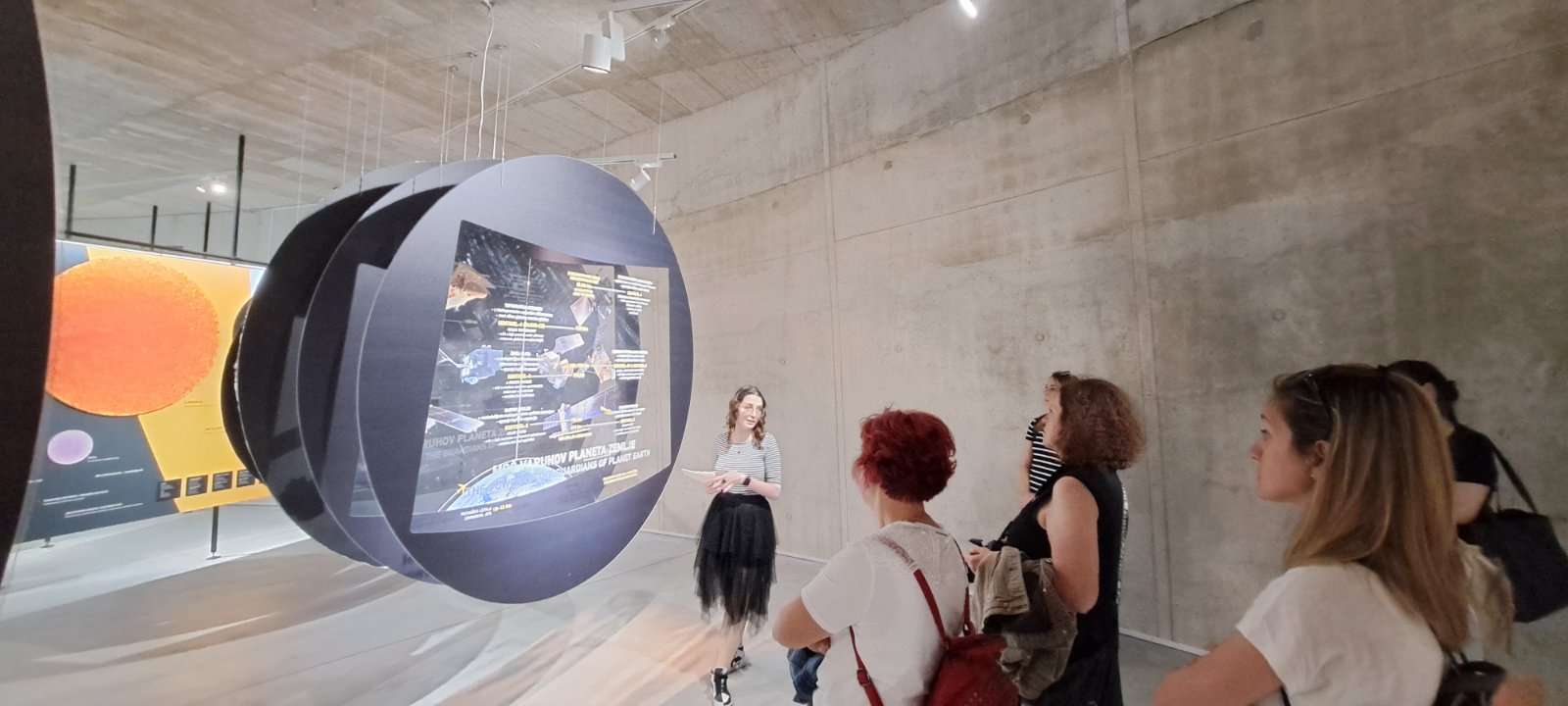 ASTRONOMIJA U VRTIĆU Odgojiteljice iz vrtića Stonoga na zaključnoj mobilnosti Erasmus+ projekta u Sloveniji ASTRONOMIJA U VRTIĆU Odgojiteljice iz vrtića Stonoga na zaključnoj mobilnosti Erasmus+ projekta u Sloveniji