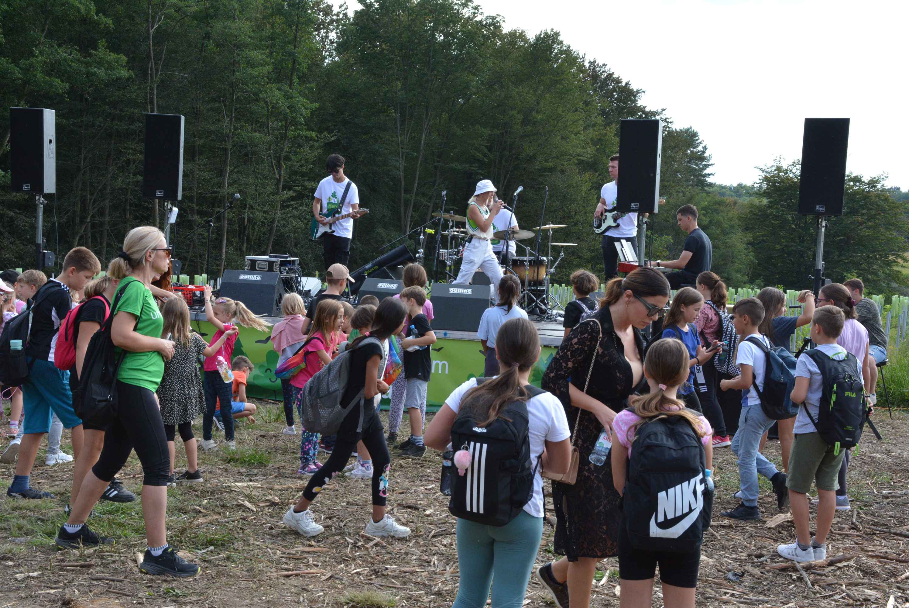 KNEZOVEC Održana velika akcija pošumljavanja u ogranizaciji tvrtke Sobočan