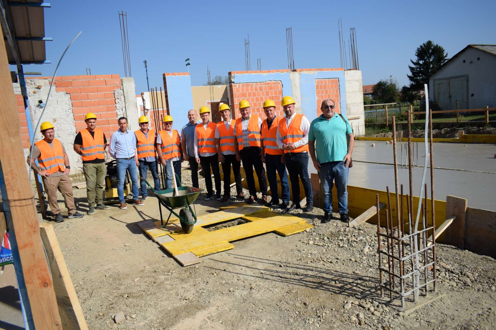 FOTO Postavljen kamen temeljac za rekonstrukciju i nadogradnju kompleksa Sportskog centra Goričan FOTO Postavljen kamen temeljac za rekonstrukciju i nadogradnju kompleksa Sportskog centra Goričan