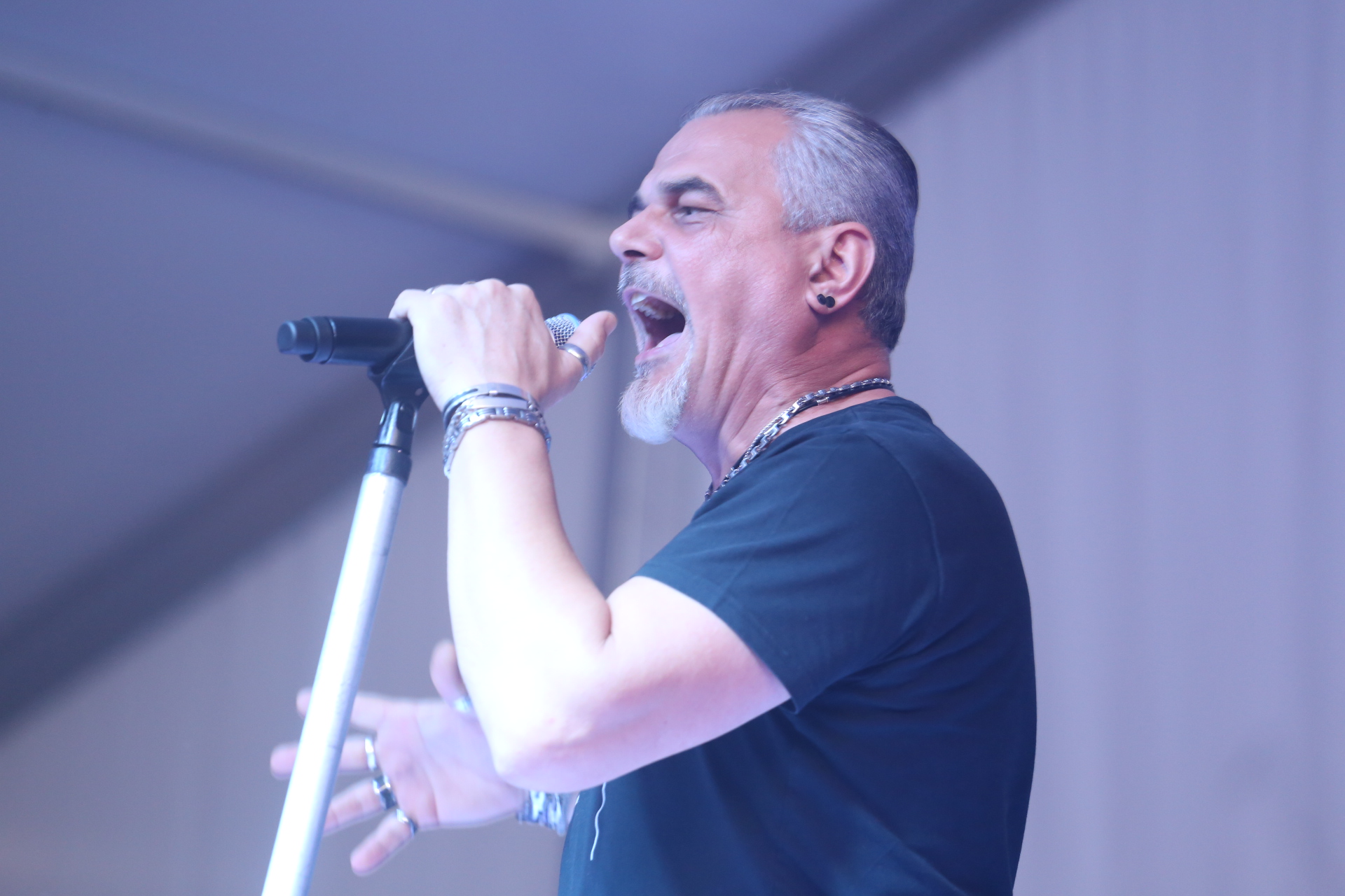 LJETO UZ MURU Pero Galić i Opća opasnost svojim hitovima oduševili publiku u Murskom Središću LJETO UZ MURU Pero Galić i Opća opasnost svojim hitovima oduševili publiku u Murskom Središću