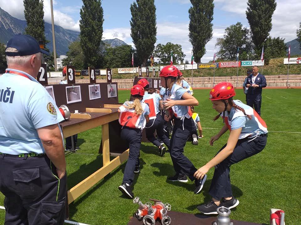Natjecateljke DVD-a Šandorovec na vatrogasnoj olimpijadi u Švicarskoj