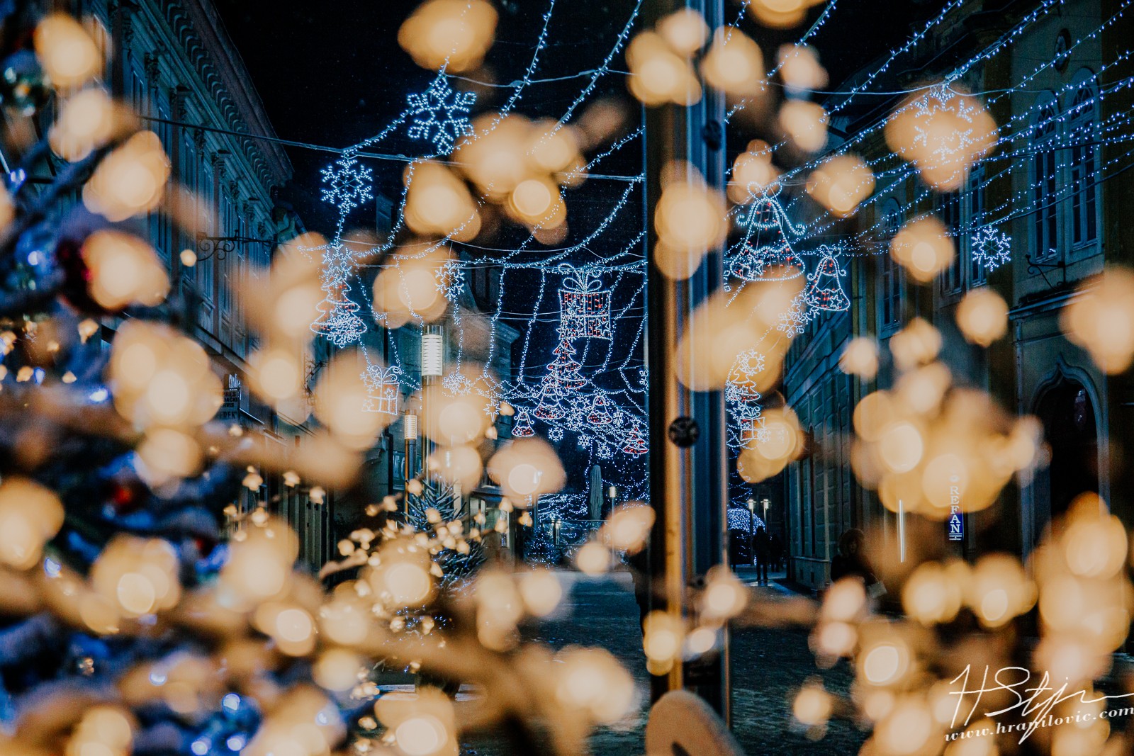 SNJEŽNA IDILA Advent u gradu Zrinskih iz objektiva Stjepana Hranilovića
