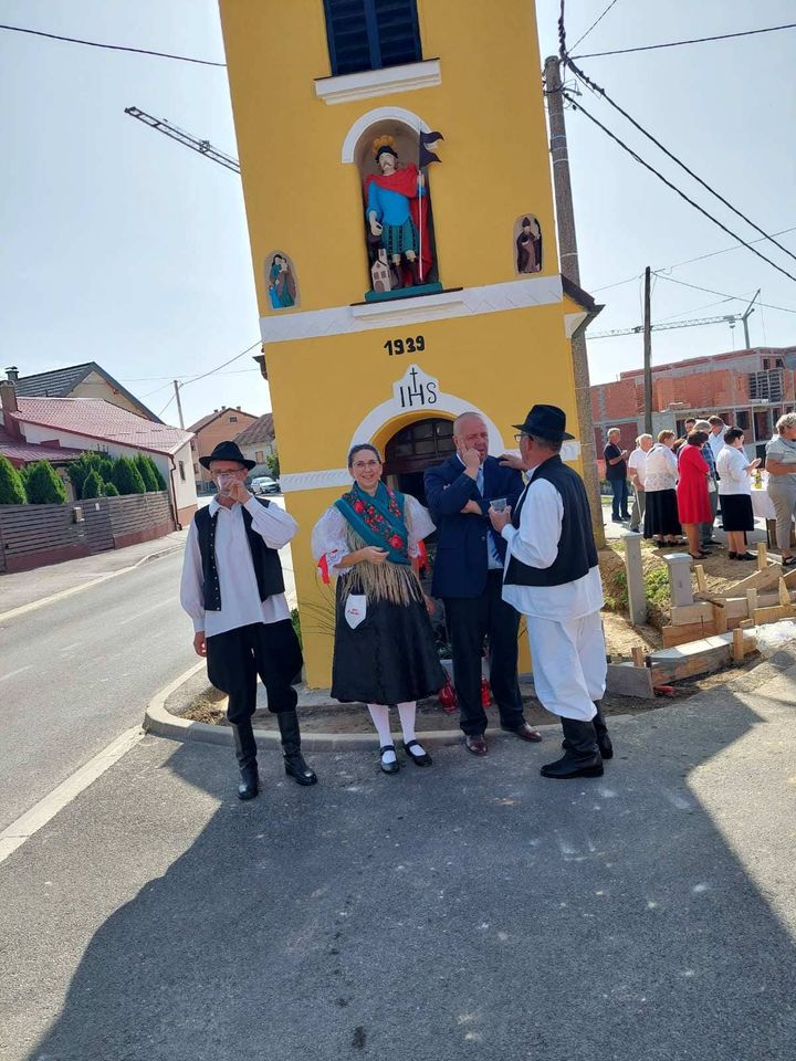 Proslava 820 godina Mihovljana