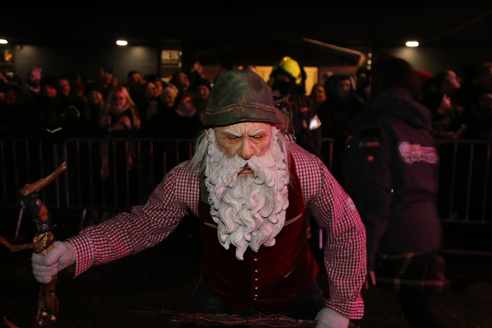 BILO JE ZANIMLJIVO Svetomartinski Krampuslauf opet oduševio brojne posjetitelje BILO JE ZANIMLJIVO Svetomartinski Krampuslauf opet oduševio brojne posjetitelje