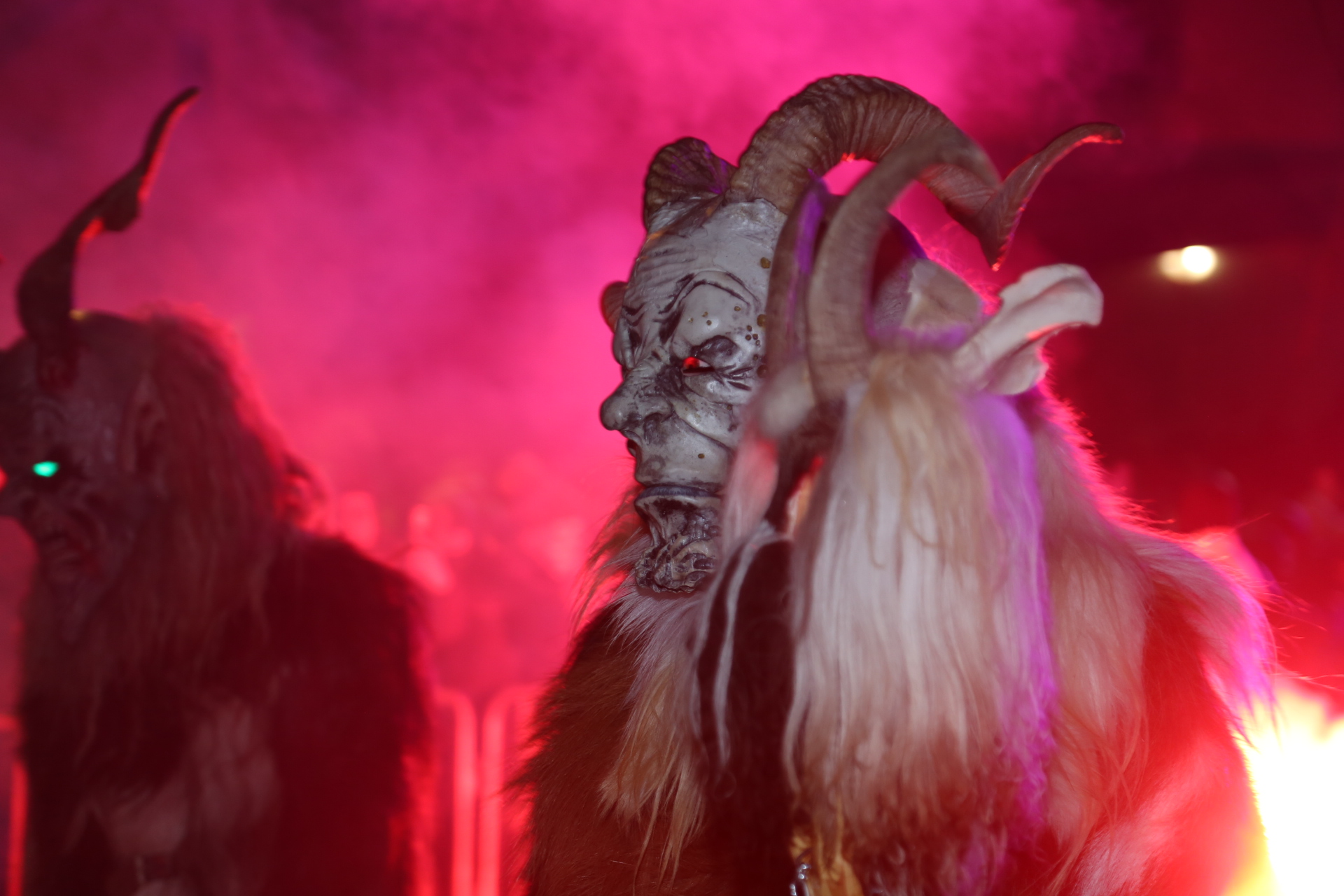 BILO JE ZANIMLJIVO Svetomartinski Krampuslauf opet oduševio brojne posjetitelje BILO JE ZANIMLJIVO Svetomartinski Krampuslauf opet oduševio brojne posjetitelje