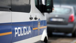 policija