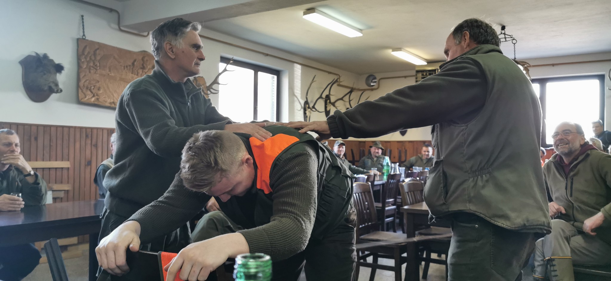 Lovačko krštenje tri mlada lovca u Lovačkom društvu Jastreb Domašinec