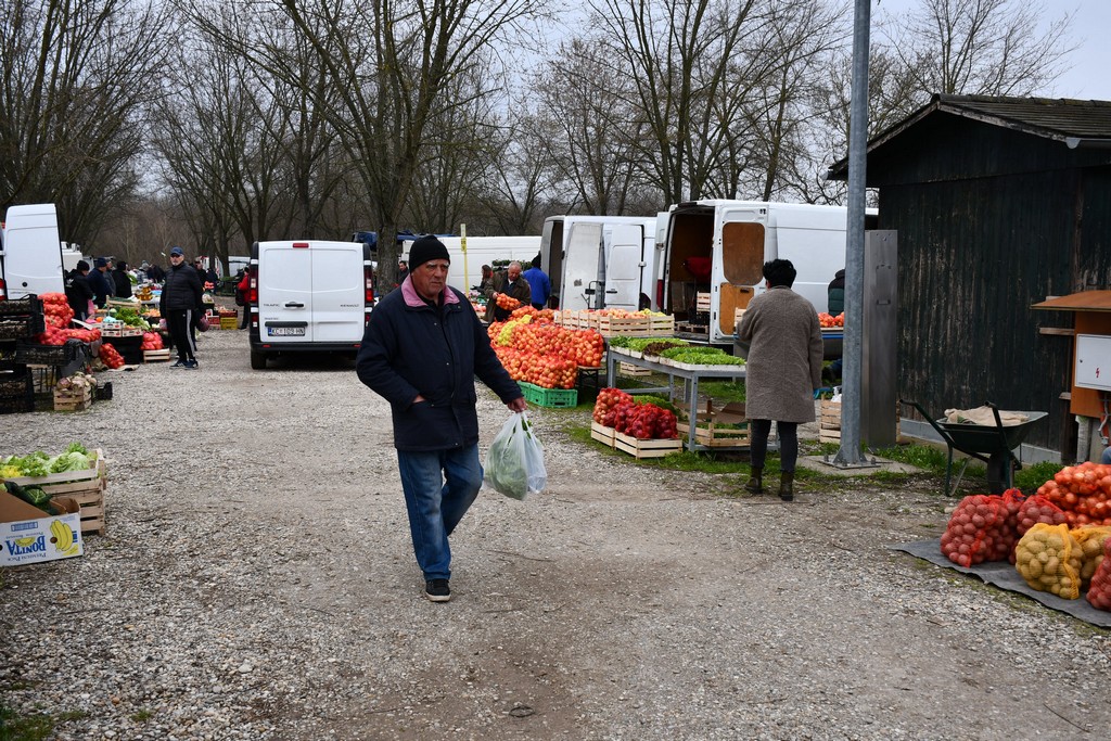 Prohladno jutro na čakovečkom sajmu, no bogata ponuda nije izostala