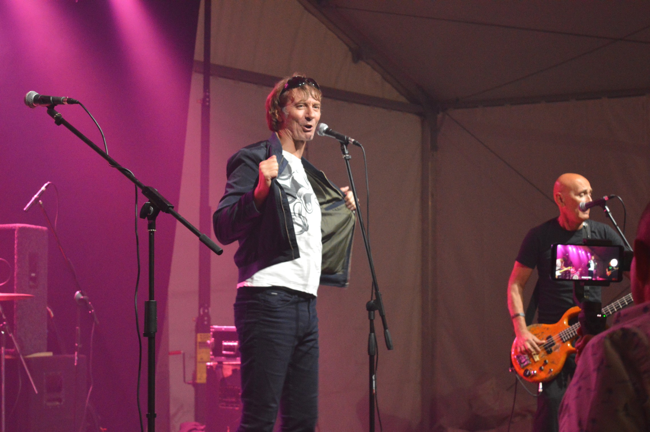 Psihomodo pop i Davor Gobac sjajnim koncertom u Kotoribi zabavili brojnu publiku